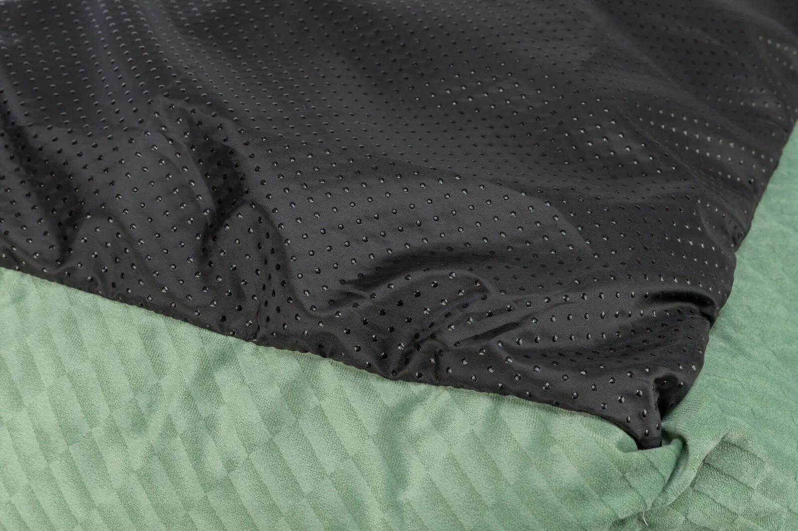 Bett Alena - Image 6