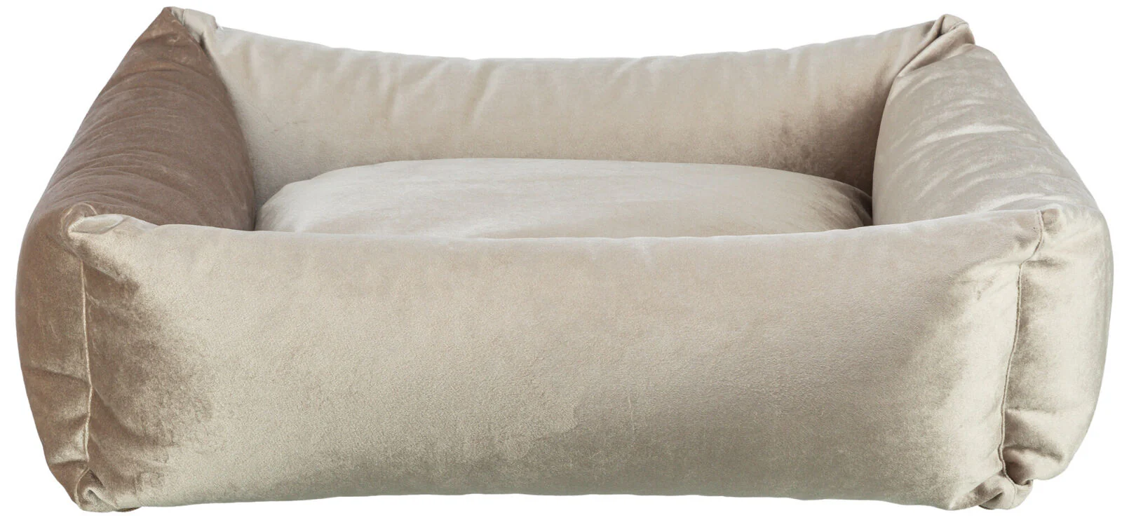 Bett Malia - Image 4