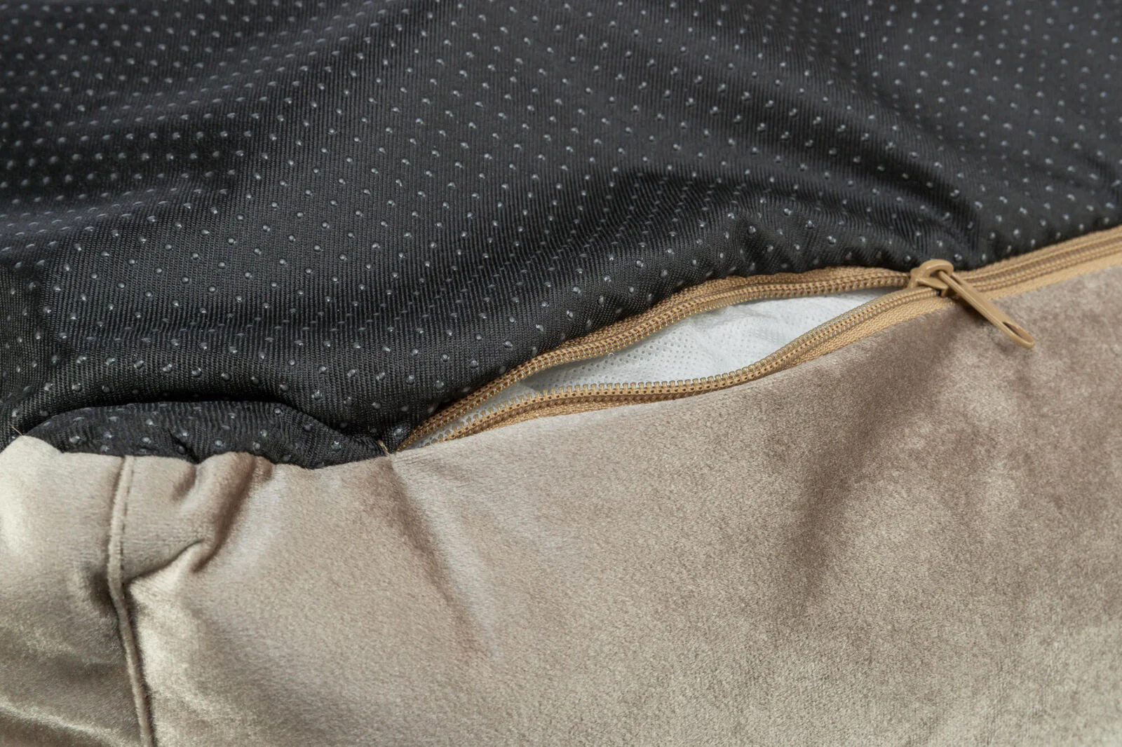 Bett Malia - Image 5